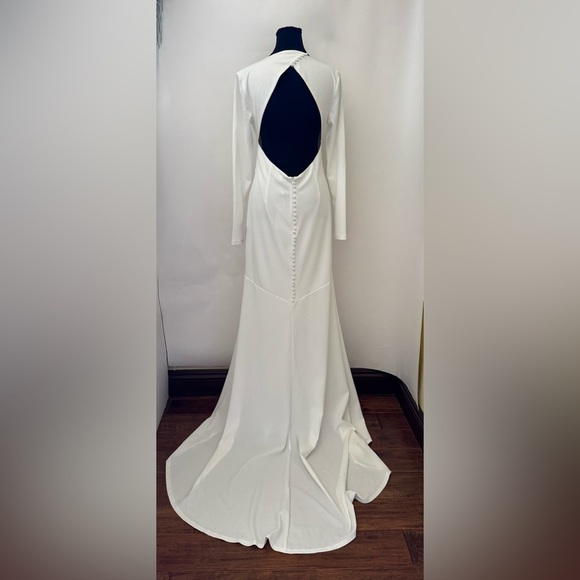 Lulus Eloquent Endearment White Long Sleeve Backless Long Maxi Dress, L, NWT - Picture 8 of 16